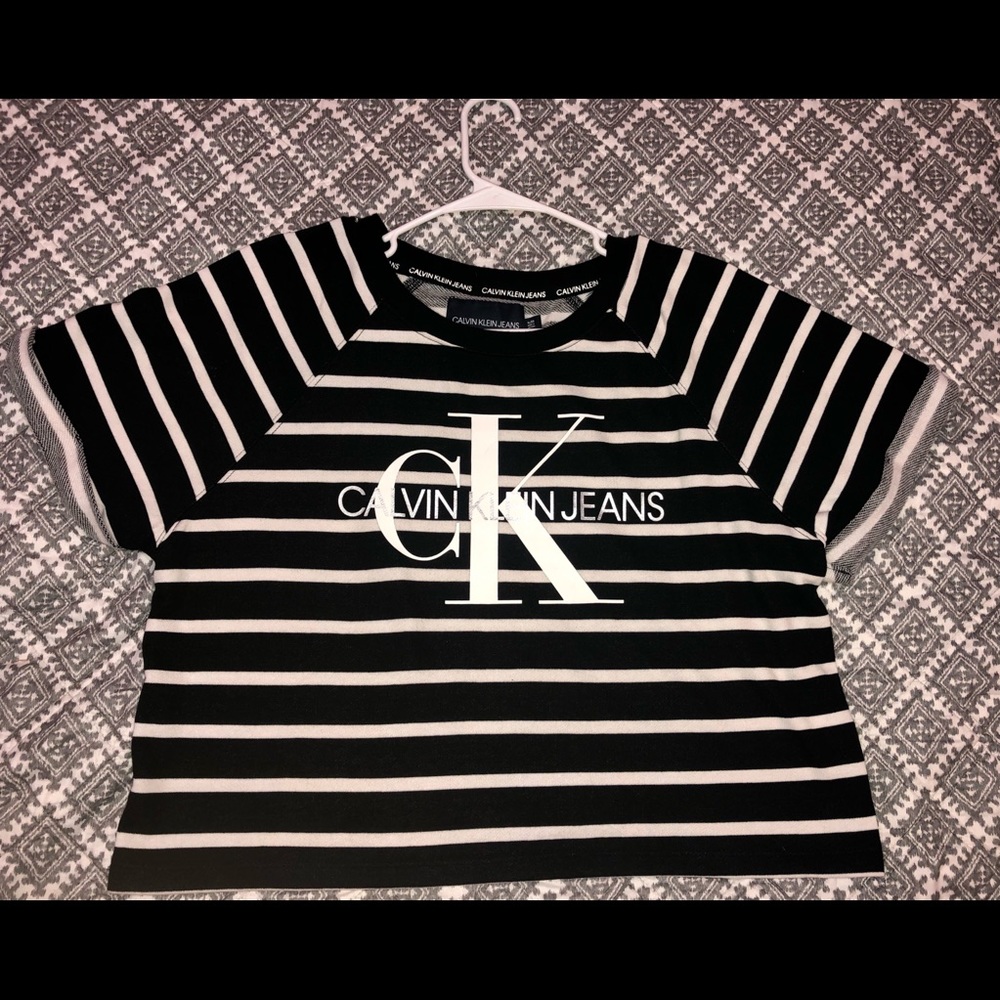 Calvin Klein crop